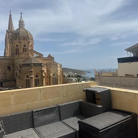 Διαμέρισμα Azure Dome Residences Għajnsielem
